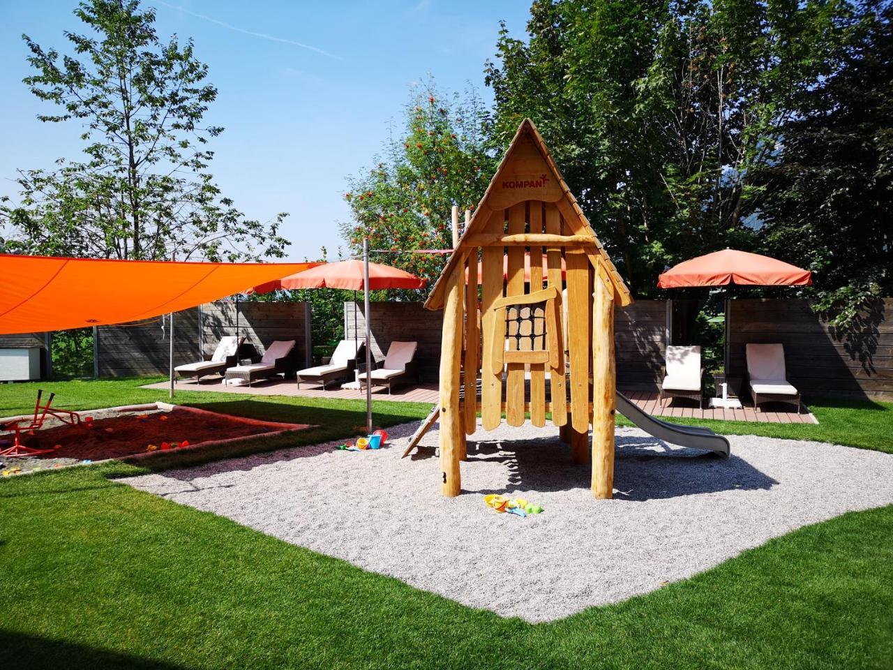 Hotel Babymio Кирхдорф ин Тирол Екстериор снимка